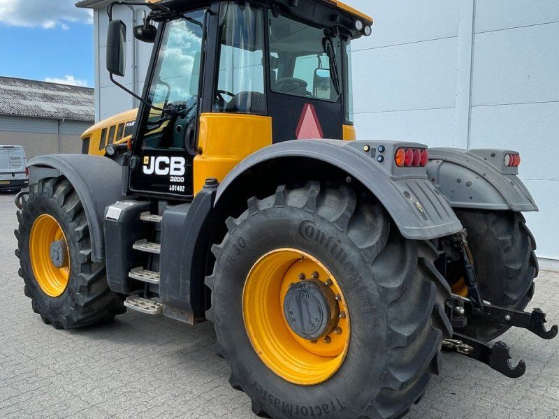 JCB Fastrac 3200 Xtra