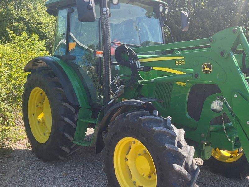 John Deere 5070M