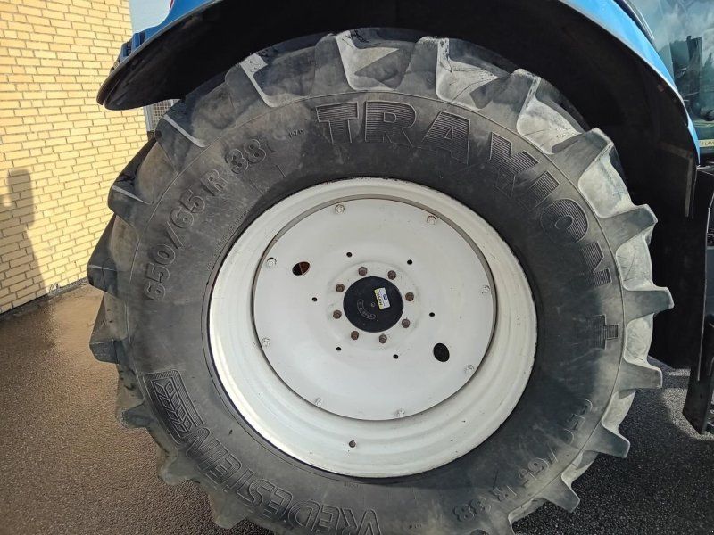 New Holland T7.210