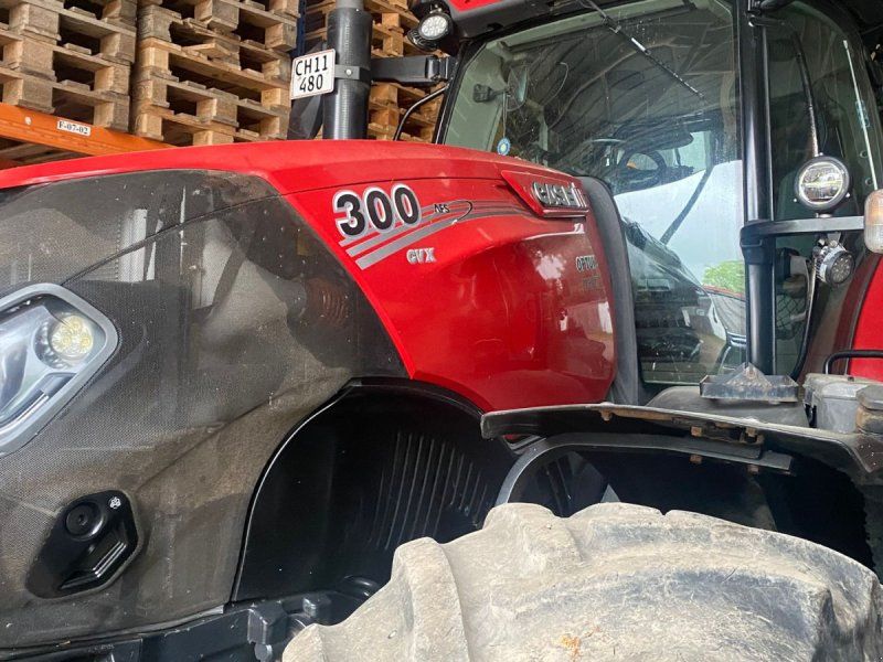 Case IH Optum 300 CVX