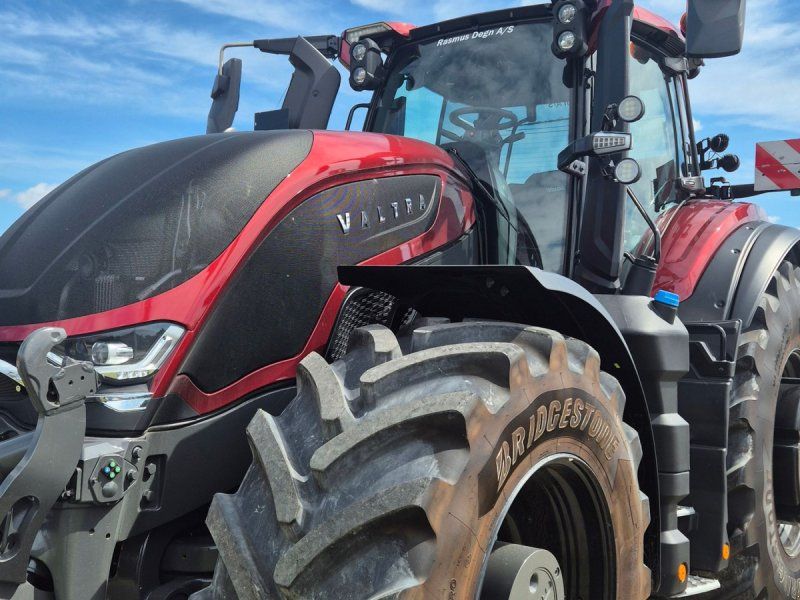 Valtra S416 75 års edition