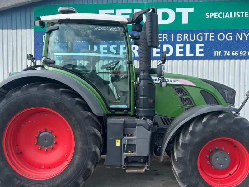 Fendt 724 Vario S4 Profi Plus Med Front PTO