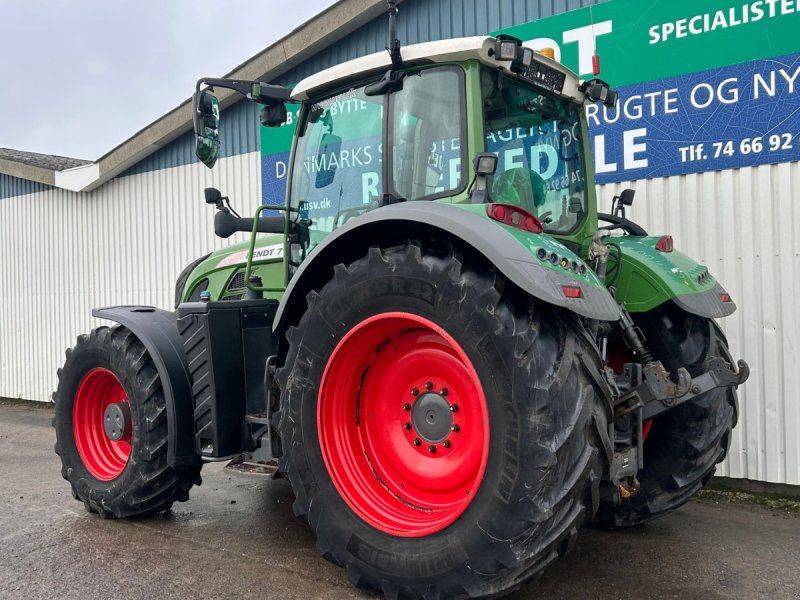 Fendt 718 Vario S4 Profi Plus