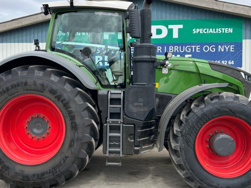 Fendt 1042 Vario S4 Profi Plus