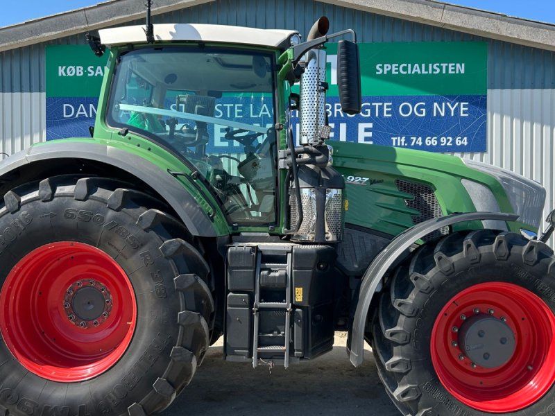 Fendt 927 Vario S4 Profi Plus