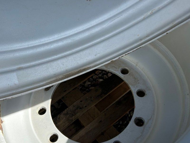 BKT 710/50R26.5 FL 630 10 huls ET-50