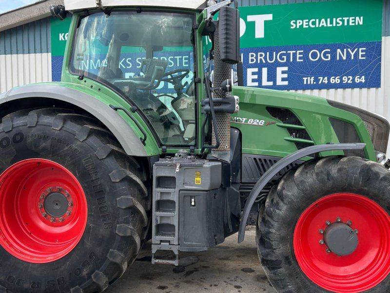 Fendt 828 Vario SCR Profi Plus