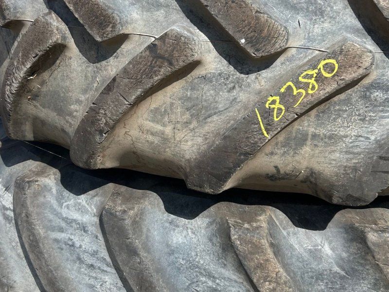 Goodyear 650/85R38-38