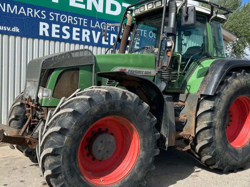 Fendt 926 vario Vendeudstyr/Rüfa Front PTO/FZW