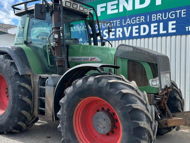 Fendt 926 vario Vendeudstyr/Rüfa Front PTO/FZW