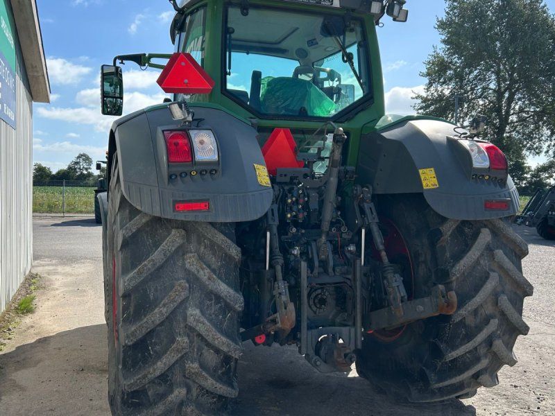 Fendt 828 Vario S4 Profi Plus Med Front PTO