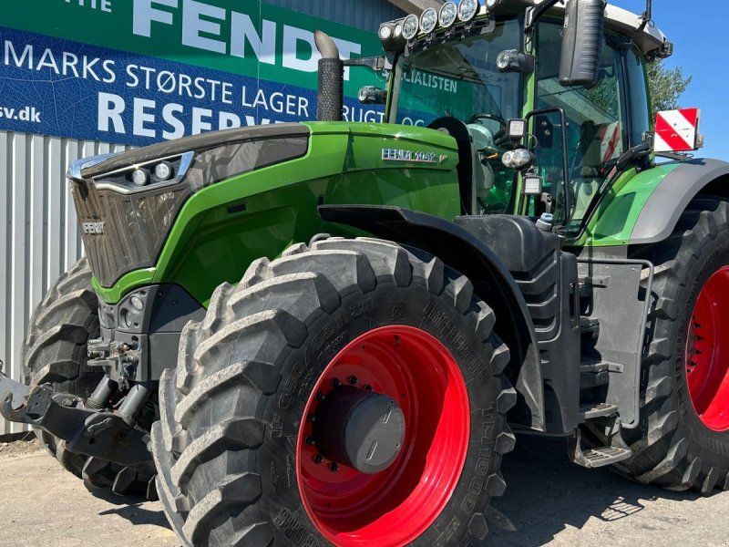 Fendt 1042 Vario S4 Profi Plus