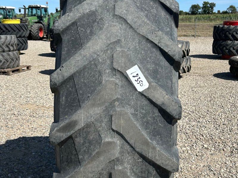 Pirelli 650/85R38