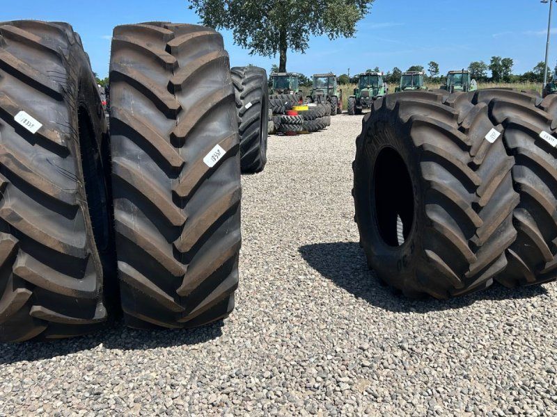 Mitas 650/85R38 + 600/70R30 Afm.