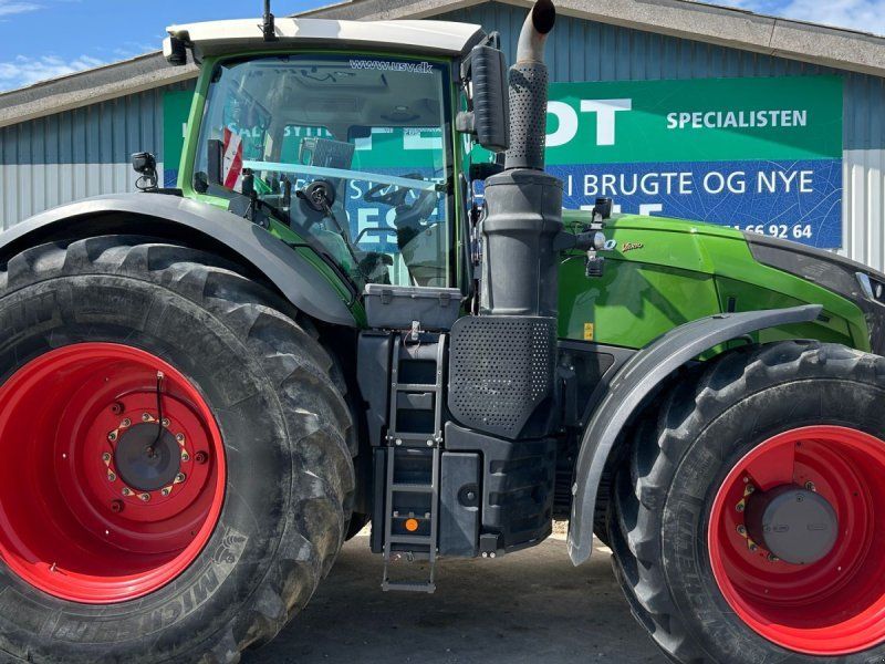 Fendt 1050 Vario S4 PROFI PLUS VarioGrip. Få Timer
