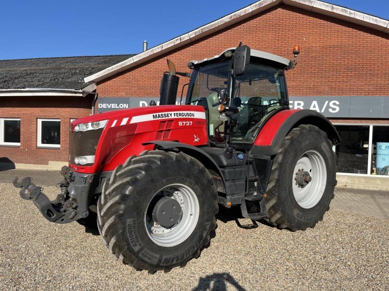 Massey Ferguson 8737 DYNA VT