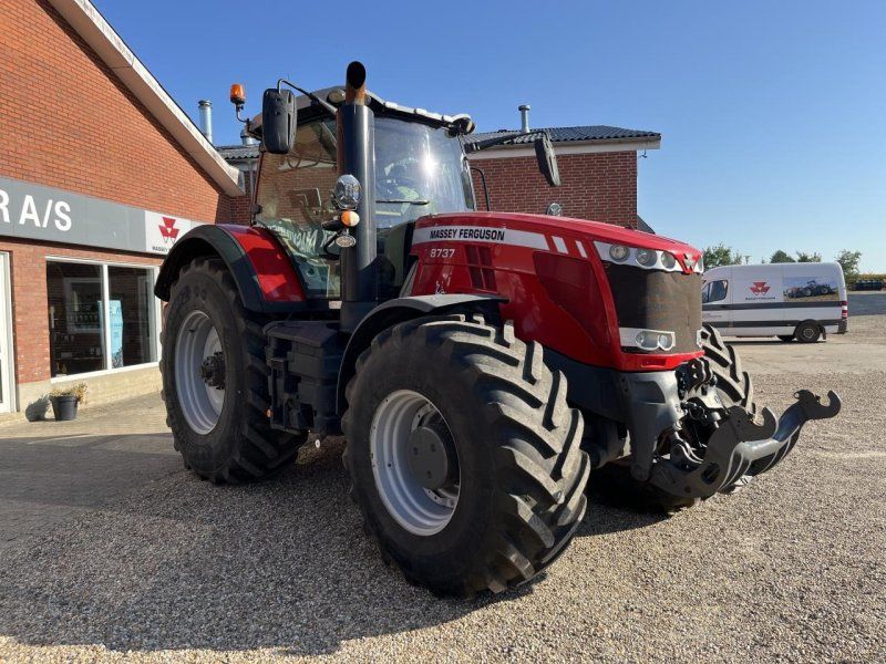 Massey Ferguson 8737 DYNA VT