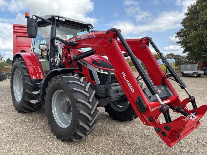 Massey Ferguson 5S.125 DYNA-6 EFF