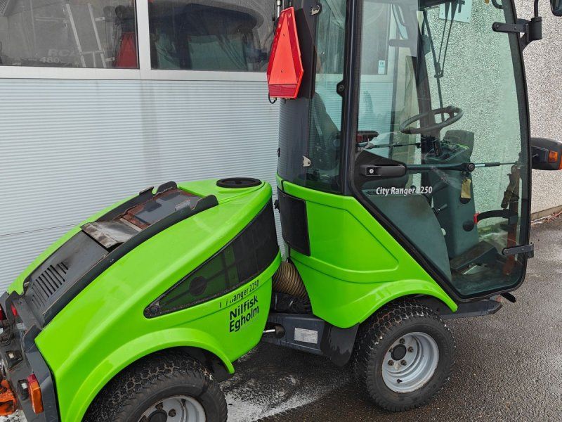 Egholm 2250