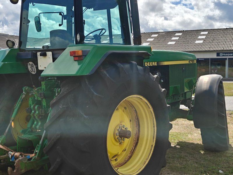 John Deere 4755