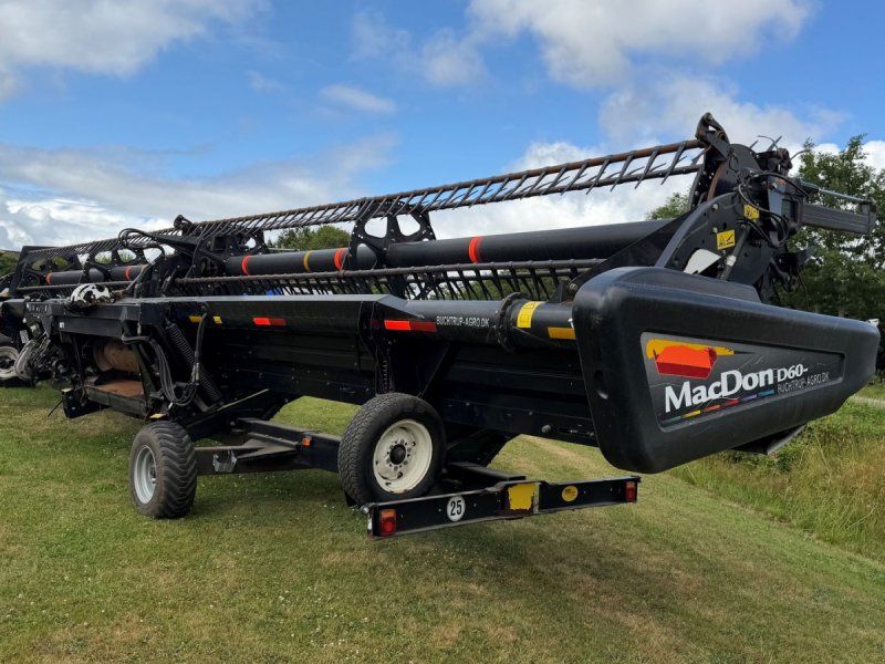 MacDon D60 D60