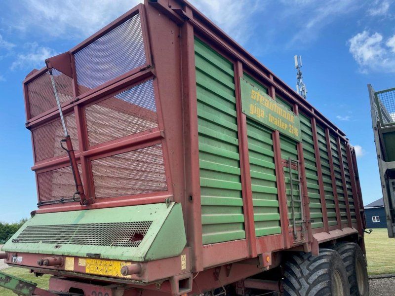 Strautmann GIGA TRAILER 2246