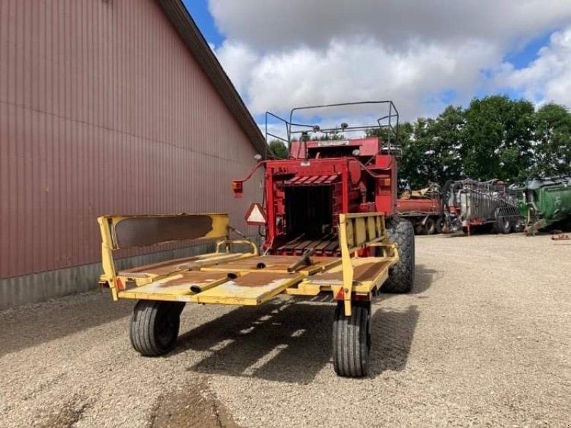 Massey Ferguson 190 m/Parkland ballevogn