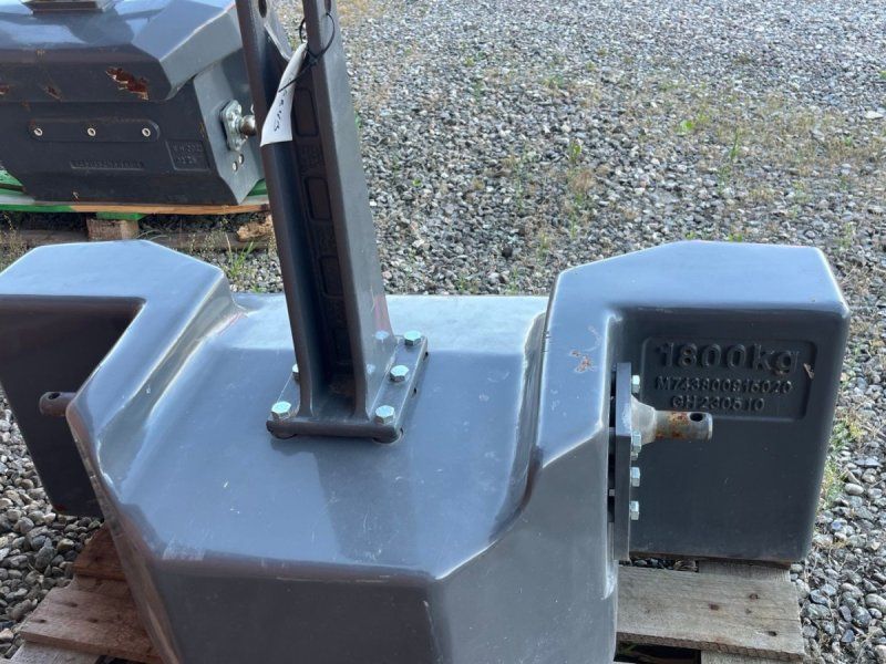 Fendt vægt, 1.800 kg 1.800 kg