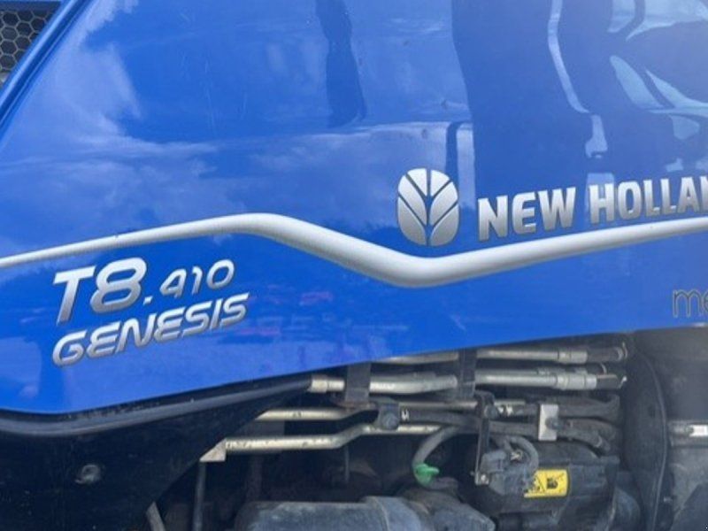 New Holland T8.410 GENESIS AUTO COMMAND