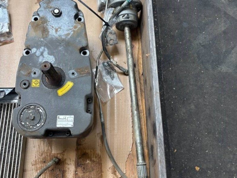Claas Axion Front PTO