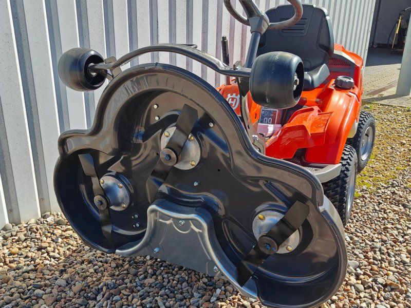 Husqvarna R 214TC 103cm klippebord
