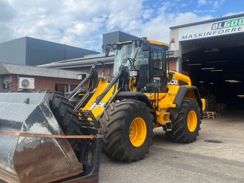 JCB 435s
