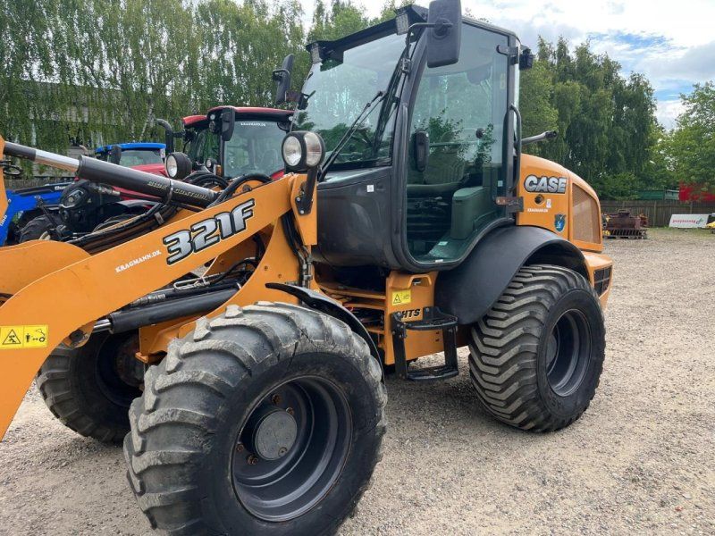 Case IH 321F
