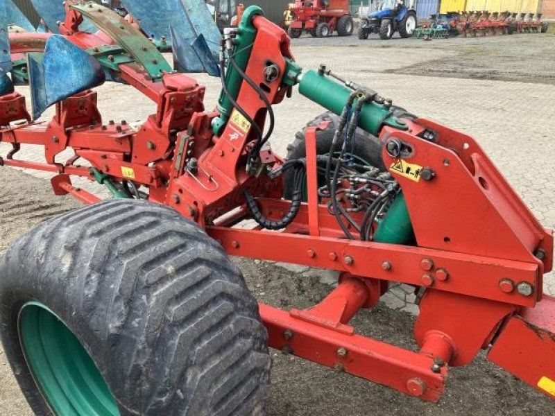 Kverneland PW 8