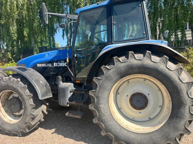 New Holland 8360-4WD