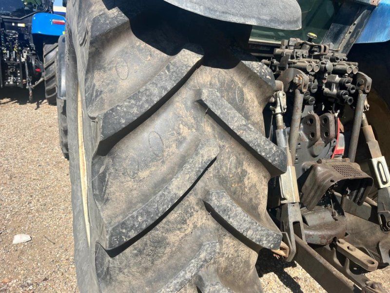New Holland 8360-4WD