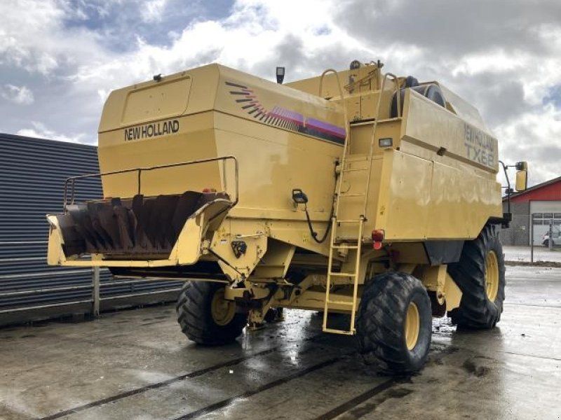 New Holland TX68 SLH PLUS