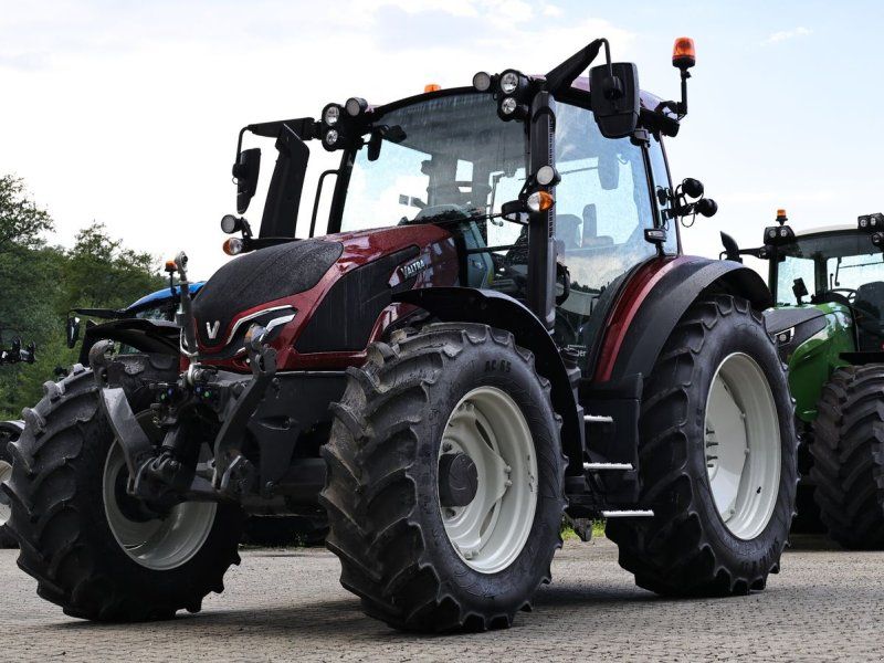 Valtra G135 VERSU