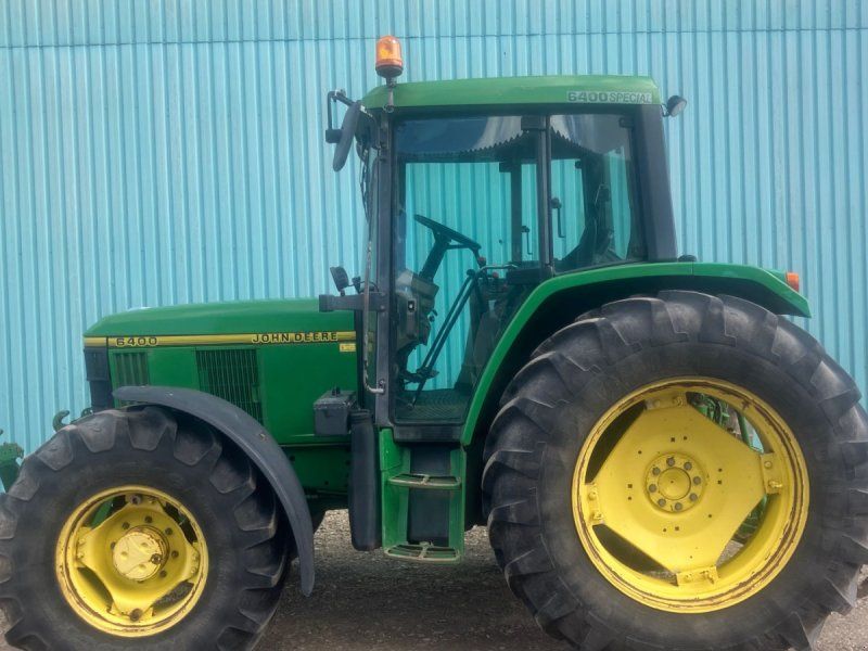 John Deere 6400