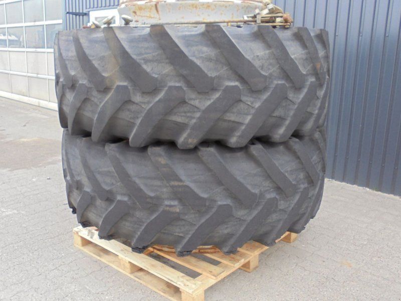 Pirelli TM700