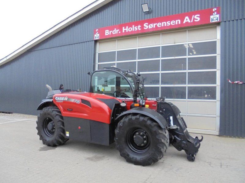 Case IH FARMLIFT 742