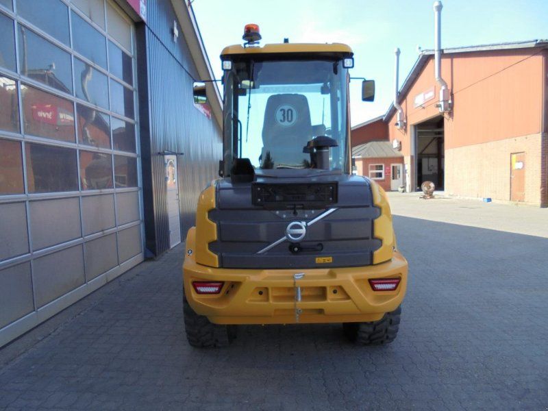 Volvo L30HS