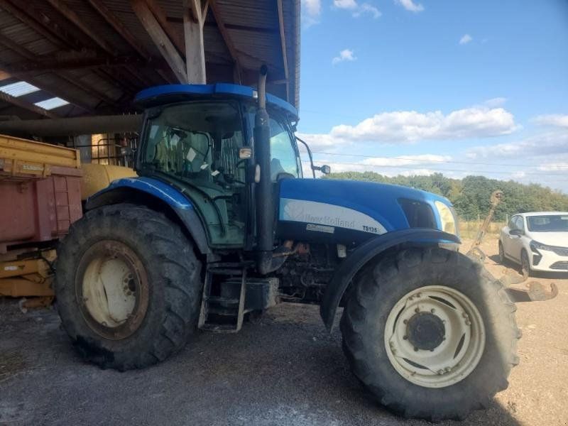New Holland TS135A