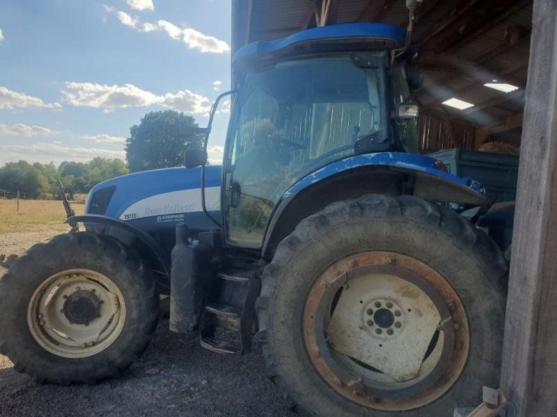 New Holland TS135A