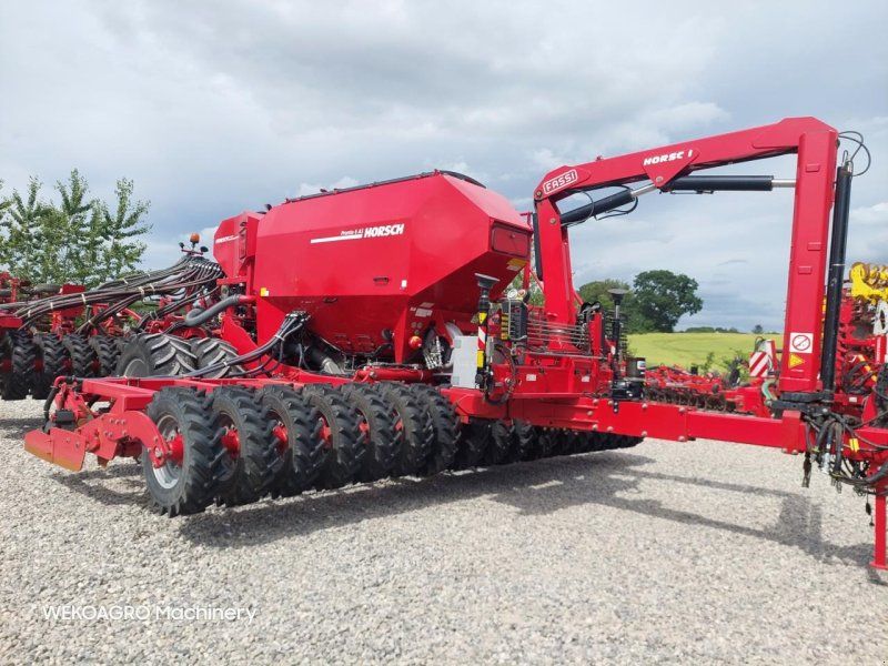 Horsch Pronto 6 AS m Doudrill og kran