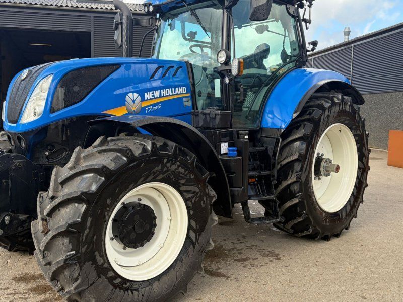 New Holland T7.215 S
