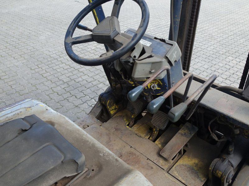 Komatsu FD20-11 // 2000 kg diesel