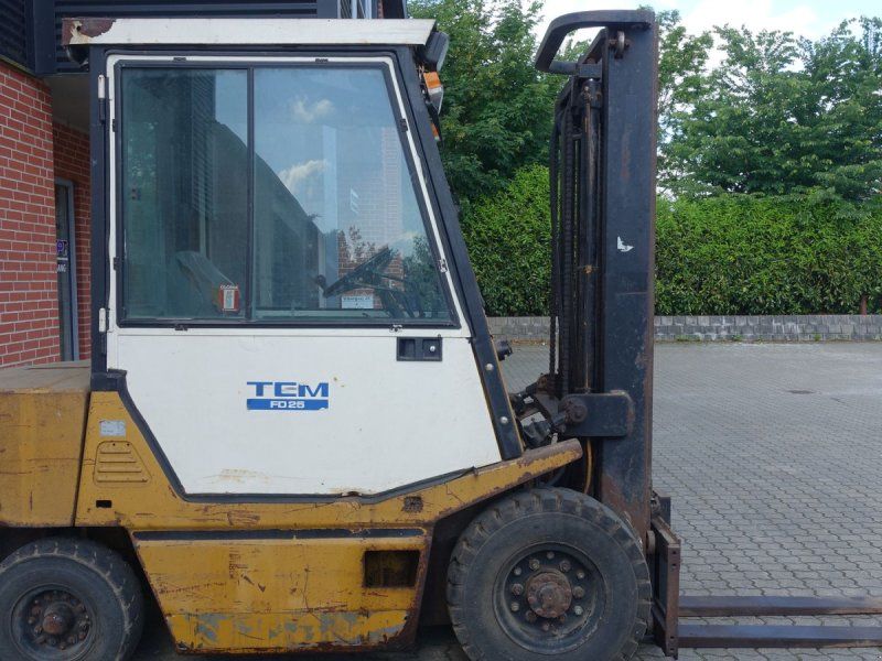 TCM FD25 Z2 // 2500 kg diesel
