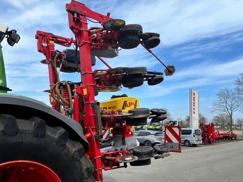 Horsch MAESTRO 8 RC, 8-reiher, Partner 1600 FT Fronttank, APV PS 300