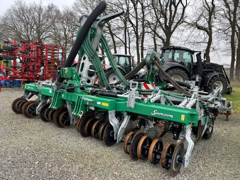 Samson Strip-Till 8, Gülle Injektor vor Maisbestellung, TOP !
